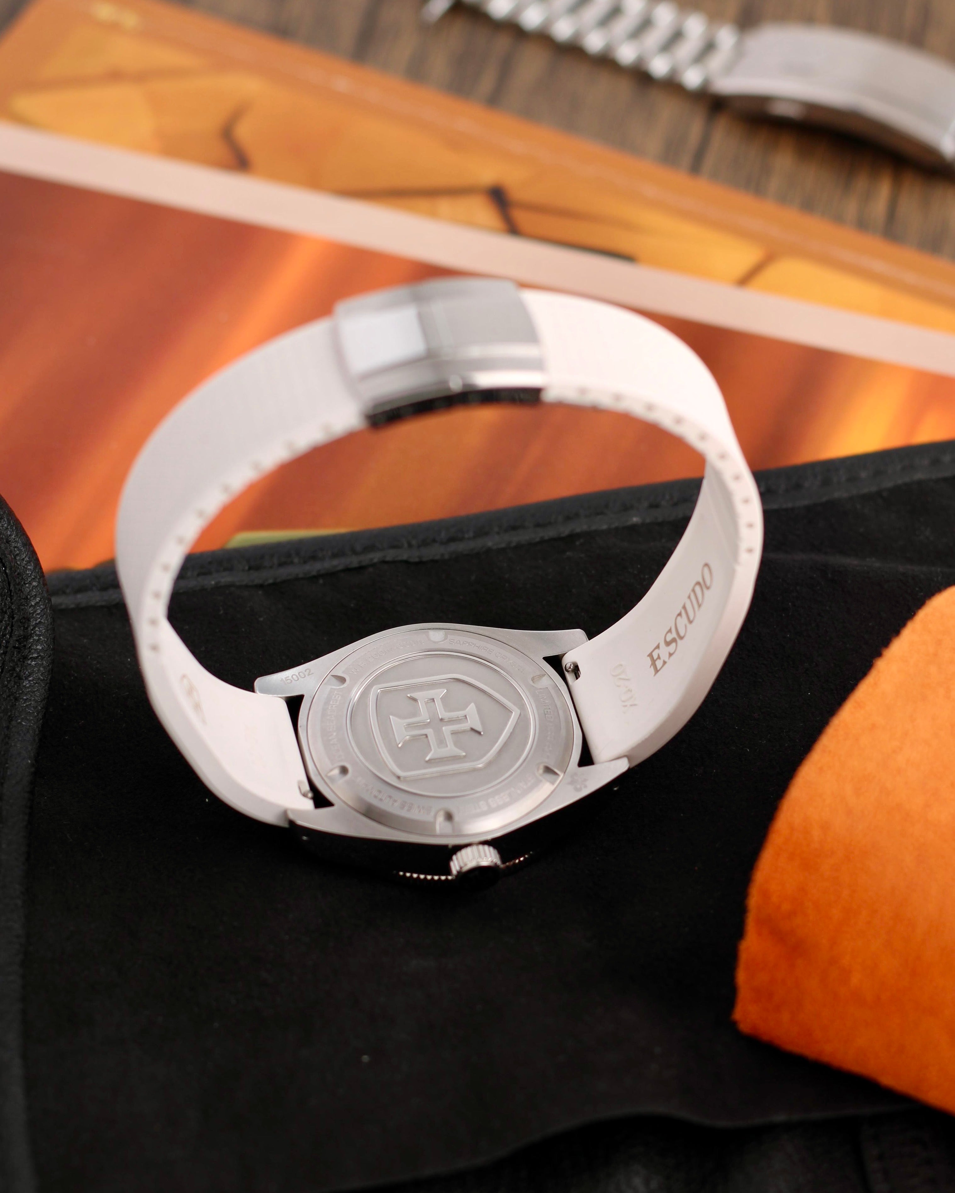 Burnt Horizon & Arctic White CTS